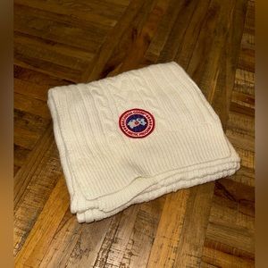 Off-White Canada Goose Scarf!